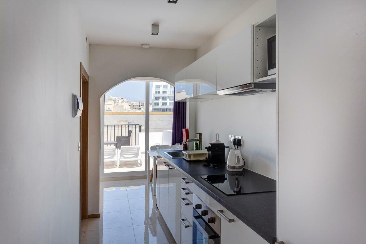 Апартаменты Cosy 1Br Penthouse With Terrace, Great Location Gzira Экстерьер фото