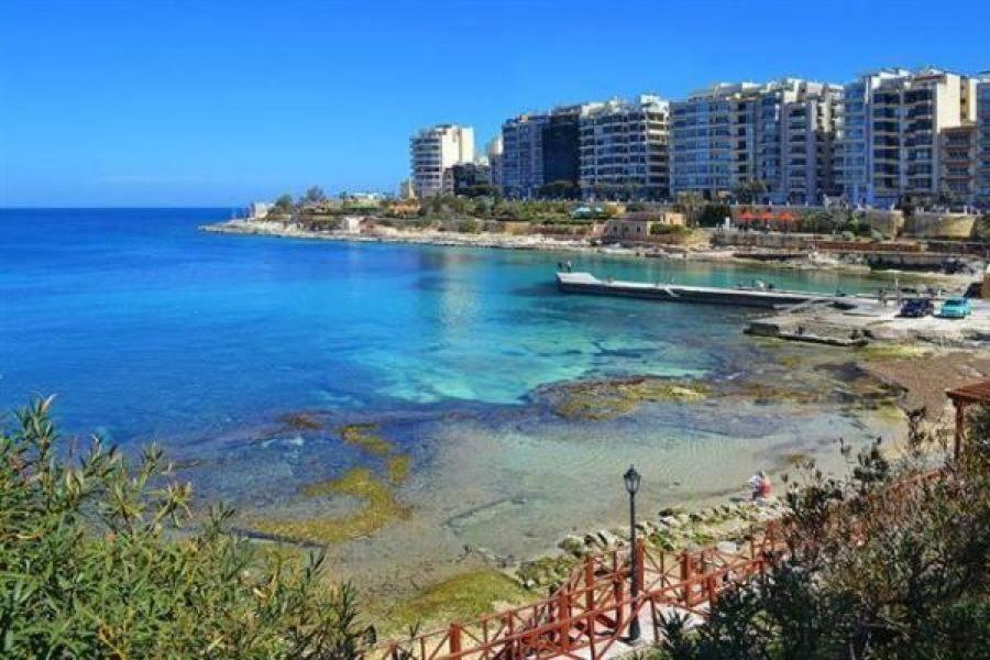 Апартаменты Cosy 1Br Penthouse With Terrace, Great Location Gzira Экстерьер фото