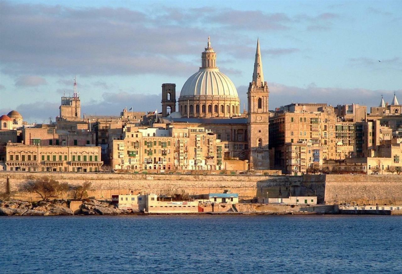 Апартаменты Cosy 1Br Penthouse With Terrace, Great Location Gzira Экстерьер фото